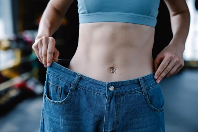 Dowiedz się co to są Lipotropiny, poznaj mechanizmy działania Lipotropin, korzyści zdrowotne oraz zalecane dawkowanie tego środka,